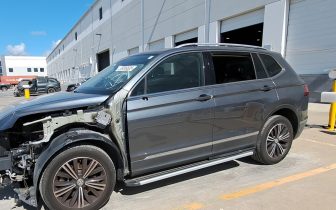 SUVs Volkswagen Tiguan 2019 Szary