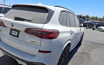 SUVs BMW X5 2022 Biały
