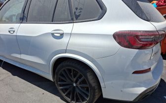 SUVs BMW X5 2022 Biały